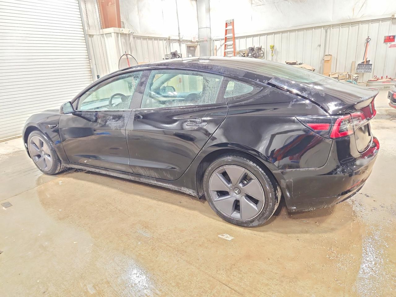 TESLA MODEL 3 - bilde 4